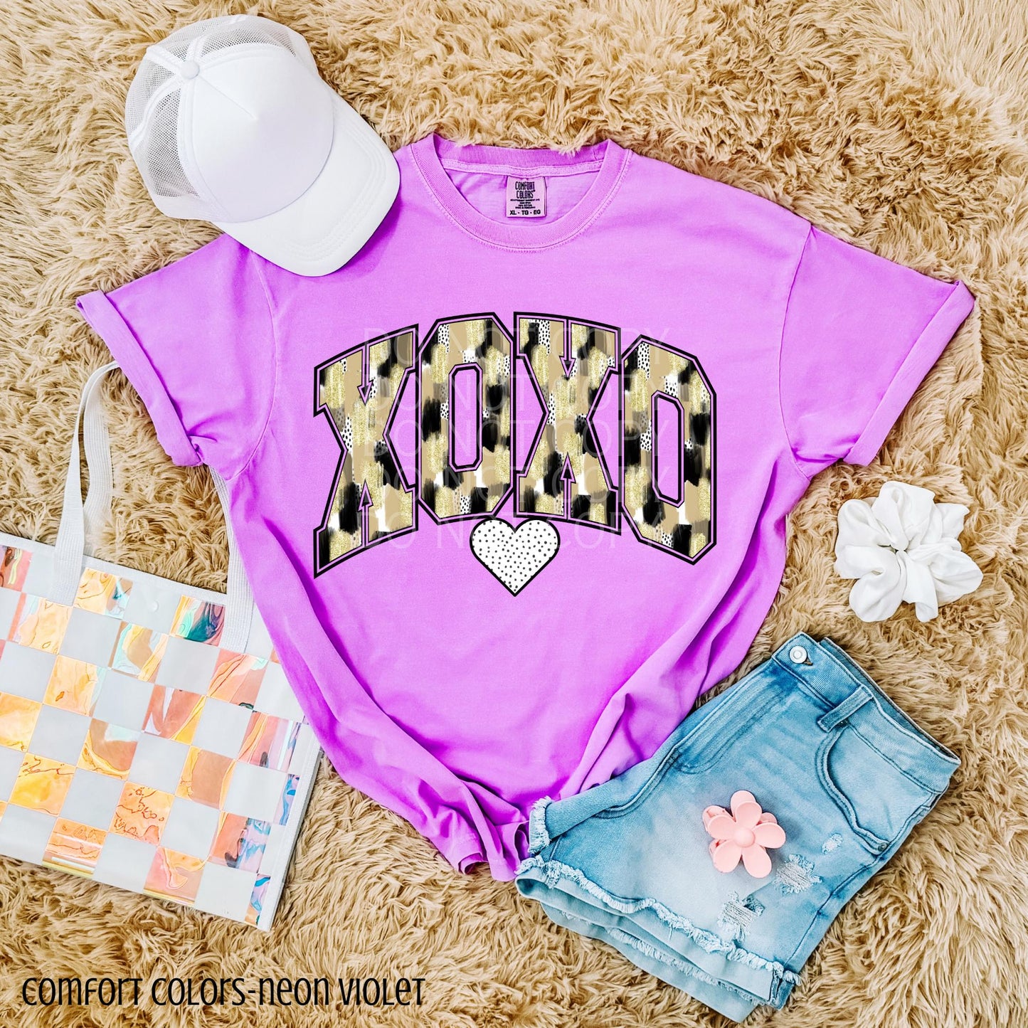 XOXO Brushstroke Boho Valentine
